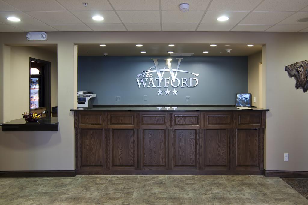 Hotel The Watford Watford City Zewnętrze zdjęcie